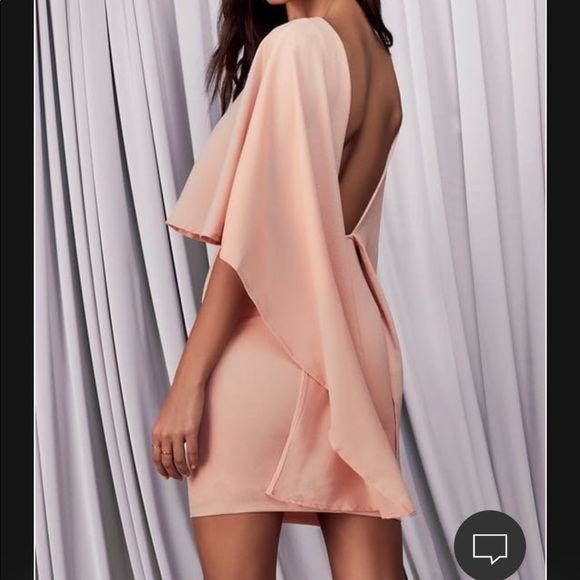 Lulus Dresses & Skirts - Lulus peach backless dress